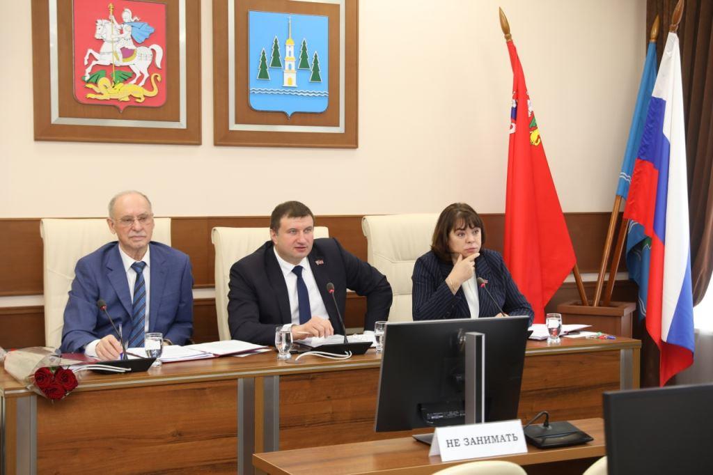Председатель Контрольно-счетной  палаты  принял участие в заседании Совета депутатов Раменского городского округа